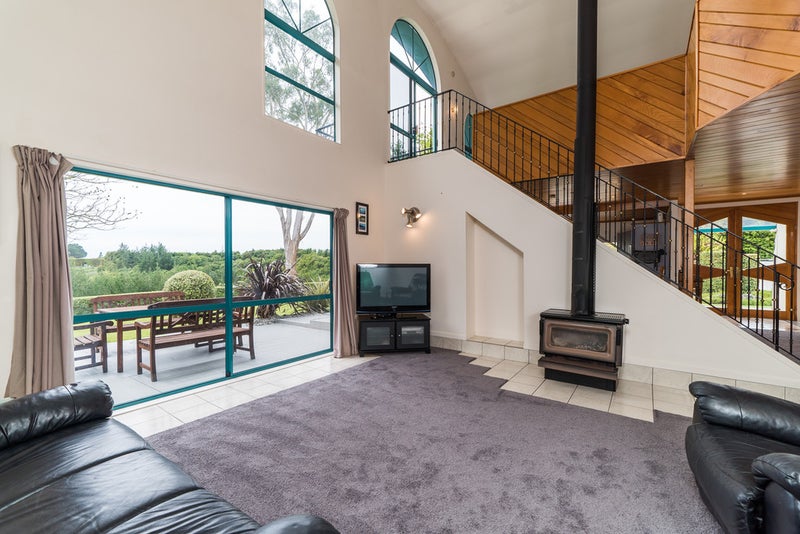 532A State Highway 2, Te Puna, Tauranga - Carousel 1