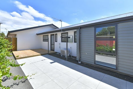 2/134 Geraldine Street, Edgeware, Christchurch - Carousel 1