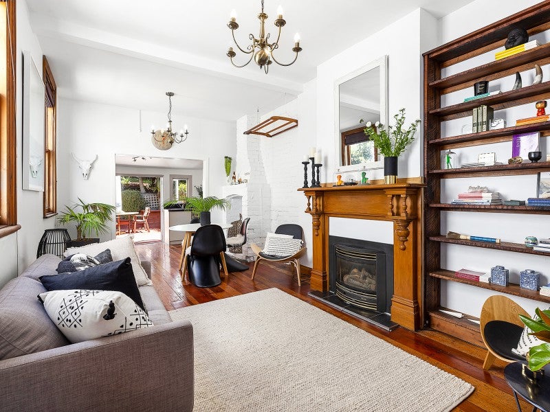 22 Edinburgh Terrace, Berhampore, Wellington - Carousel 1