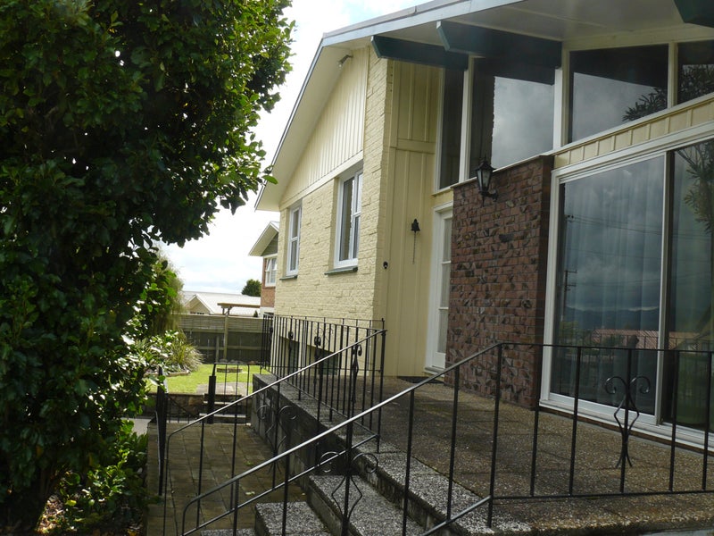 2 Morey Street, Owhata, Rotorua - Carousel 26