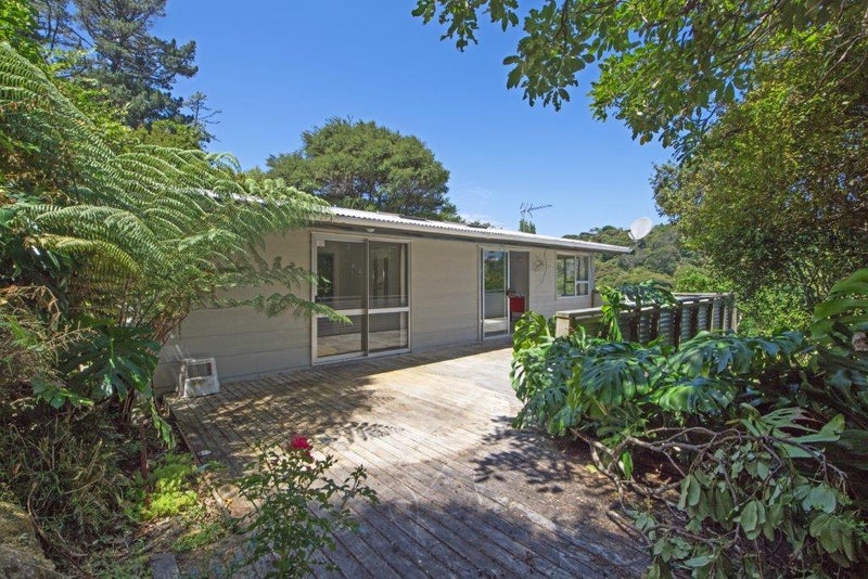 17 Frank Street, Oneroa, Waiheke Island - Carousel 2