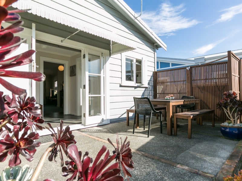 15 Creagh Street, Te Awa, Napier - Carousel 2