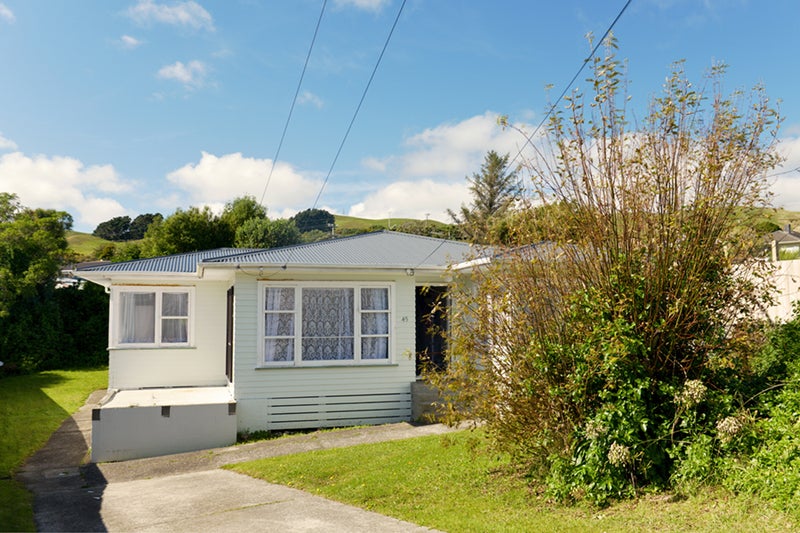 45 Levant Street, Cannons Creek, Porirua - Carousel 2