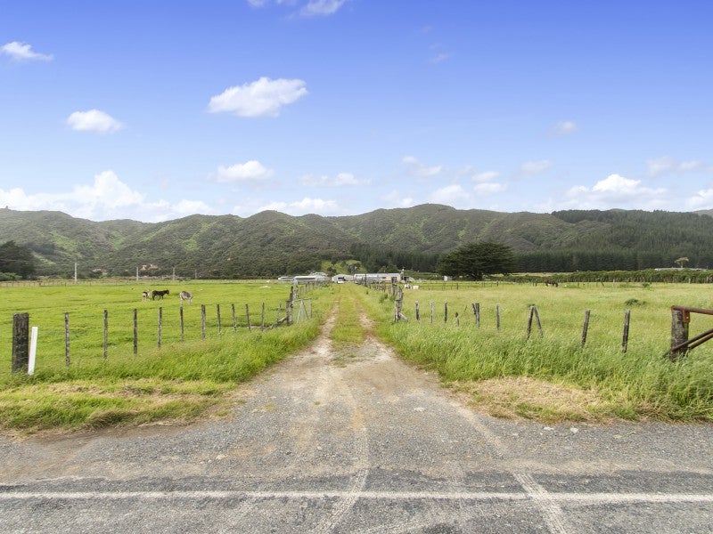 104 Upper Fitzherbert Road, Wainuiomata, Lower Hutt - Carousel 20