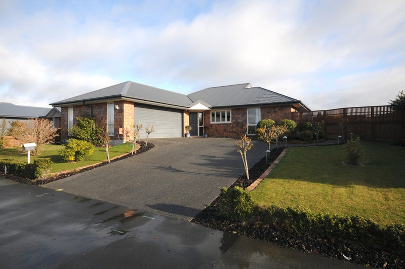 29 Willowview Drive, Redwood, Christchurch - Carousel 1