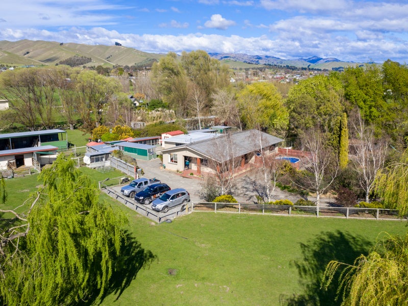 210 Alabama Road, Redwoodtown, Blenheim - Carousel 1