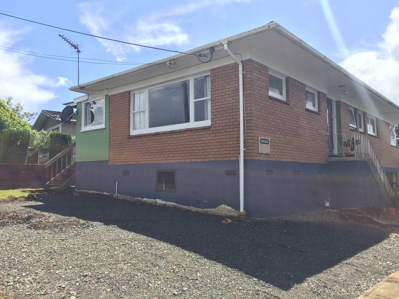 51 Sunnynook Road, Forrest Hill, Auckland - Carousel 1
