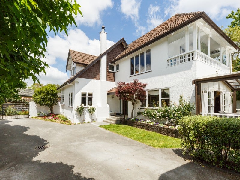 412 Ruahine Street, Terrace End, Palmerston North - Carousel 2