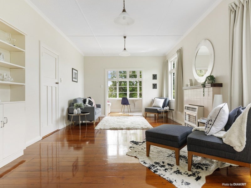 11 Norfolk Street, Northland, Wellington - Carousel 2