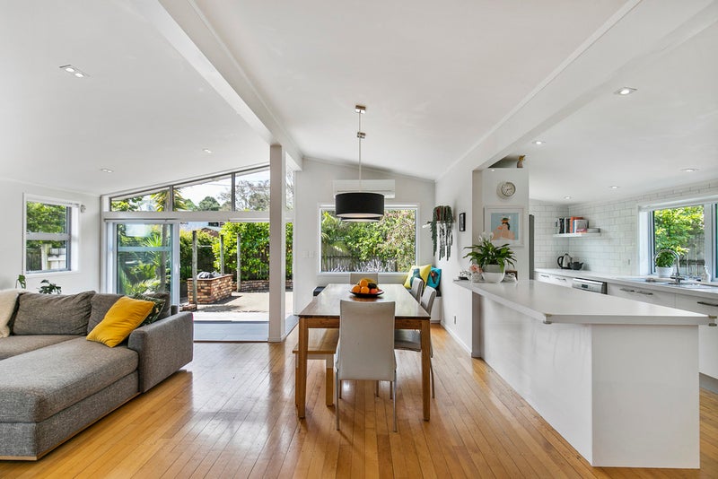 1/9 Morton Avenue, Forrest Hill, Auckland - Carousel 2