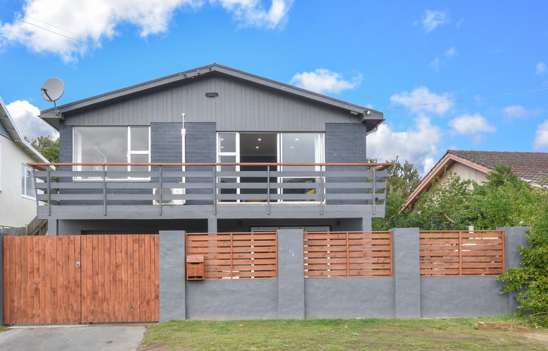 246 Tomahawk Road, Ocean Grove, Dunedin - Carousel 1