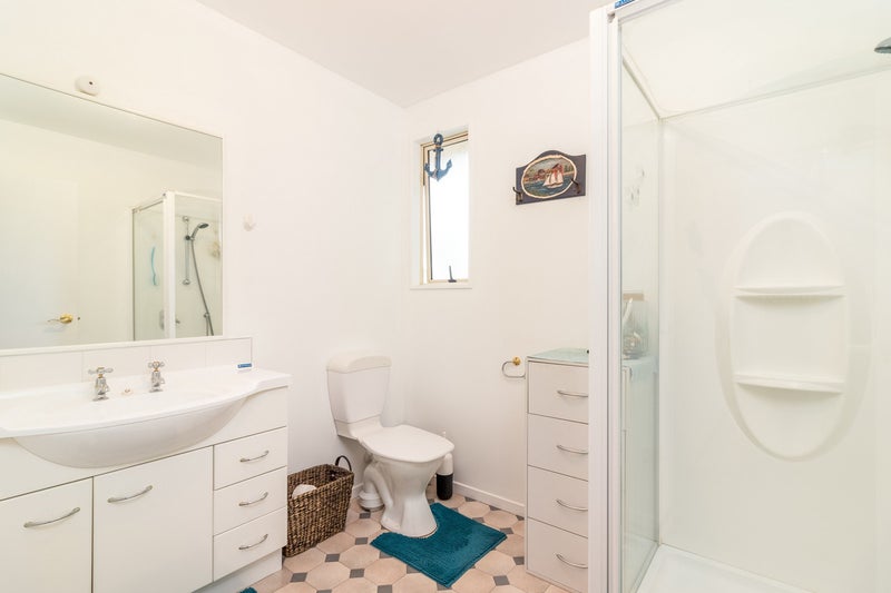 38J English Street, Sockburn, Christchurch - Carousel 12