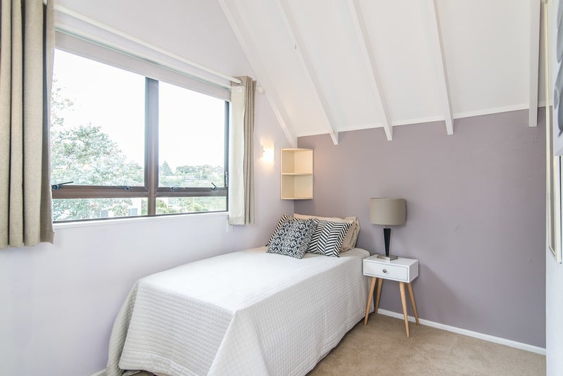 69 Paremata Road, Paremata, Porirua - Carousel 2