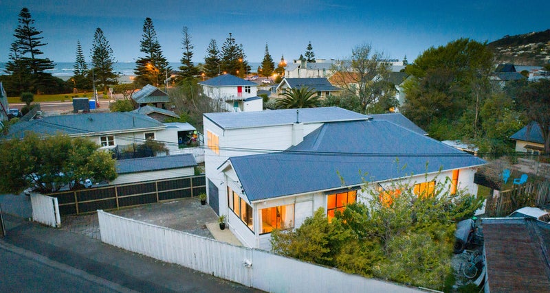 9 Nayland Street, Clifton, Christchurch - Carousel 1
