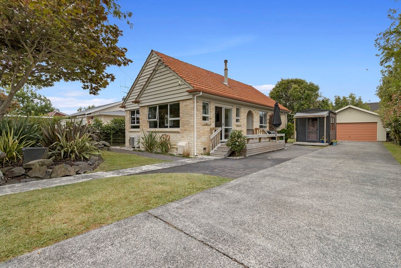129 Nixon Street, Hamilton East, Hamilton - Carousel 1