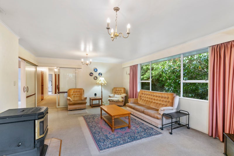 27 Cortina Avenue, Johnsonville, Wellington - Carousel 2