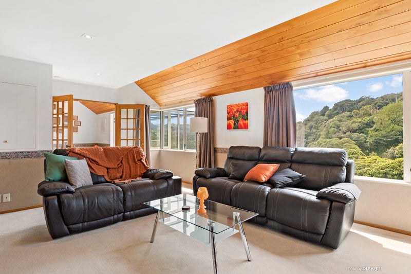 4 Moana Road, Kelburn, Wellington - Carousel 2
