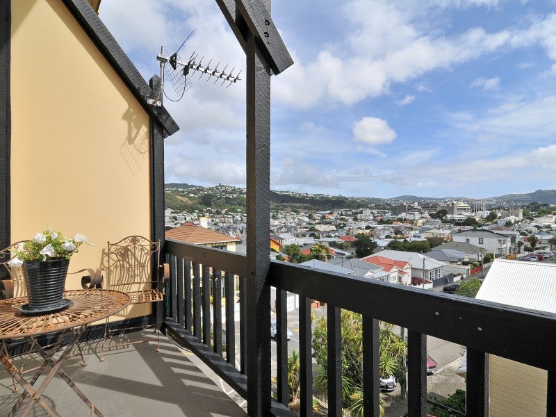 29/46 Hiropi Street, Newtown, Wellington - Carousel 2