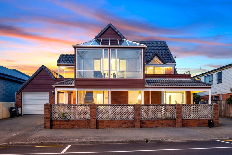 159 The Esplanade, Petone, Lower Hutt - Carousel 26