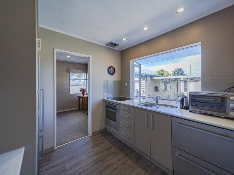 33A Lanark Place, Tamatea, Napier - Carousel 2