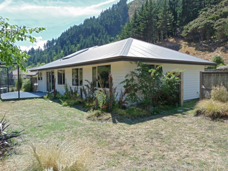 418 Brook Street, The Brook, Nelson - Carousel 1