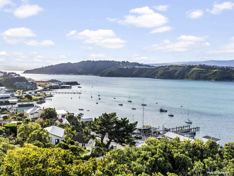 67 Overtoun Terrace, Hataitai, Wellington - Carousel 2
