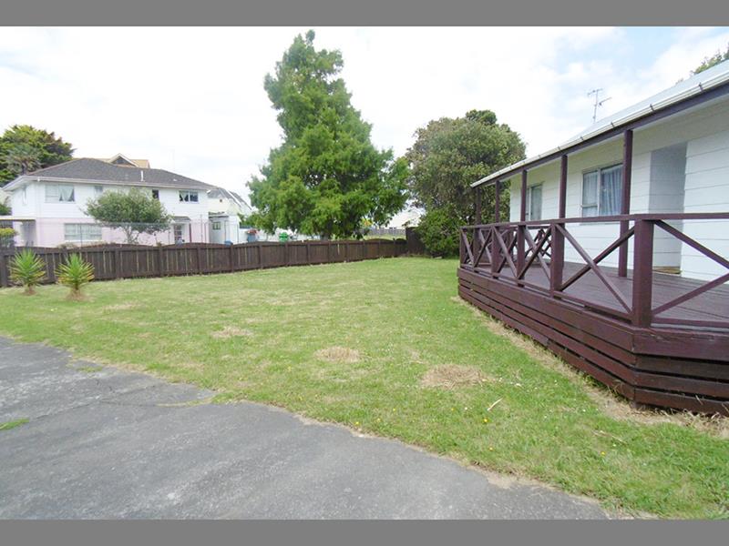 11 Islay Place, Wiri, Auckland - Carousel 11