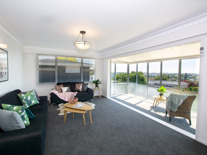 22B Whitaker Street, Otumoetai, Tauranga - Carousel 2