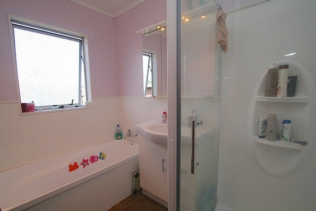 274 Maungaraki Road, Maungaraki, Lower Hutt - Carousel 19