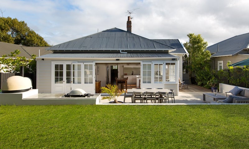 16 Grand View Road, Remuera, Auckland - Carousel 1