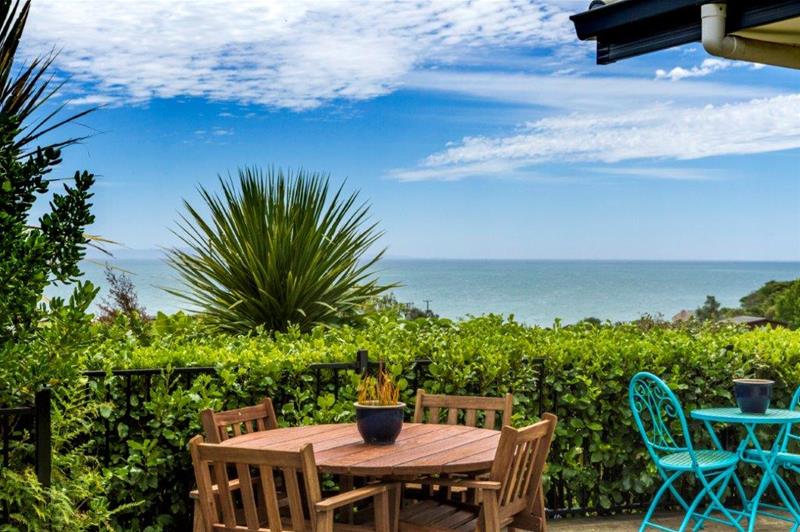 2 Kowhatu Grove, Pohara - Carousel 2