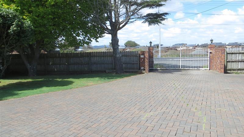 142 Airfield Road, Papakura - Carousel 15