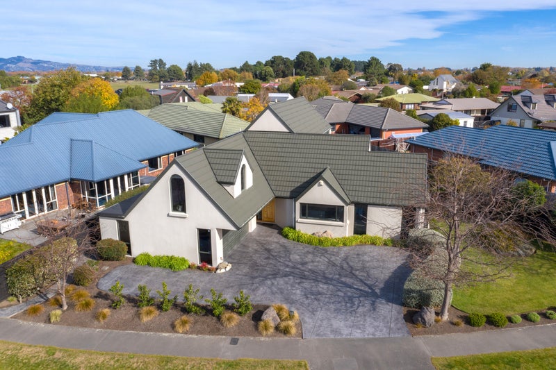16 Broadhaven Avenue, Parklands, Christchurch - Carousel 2