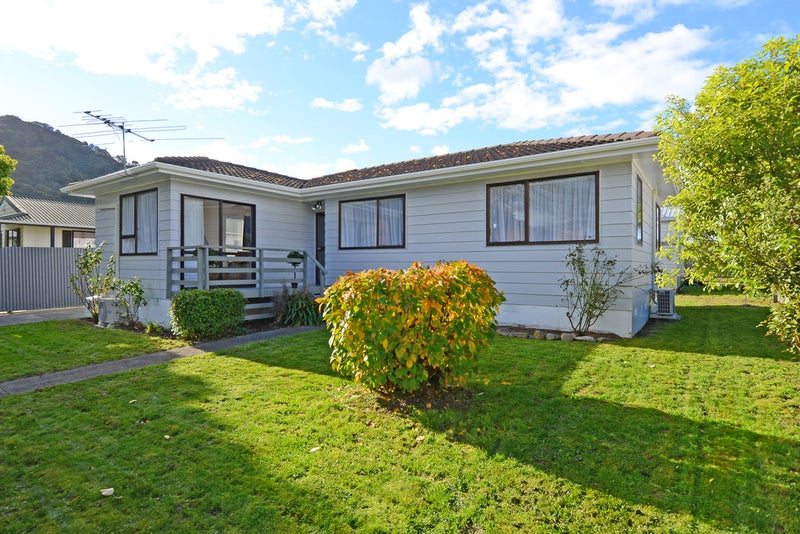92 Totara Park Road, Totara Park, Upper Hutt - Carousel 1