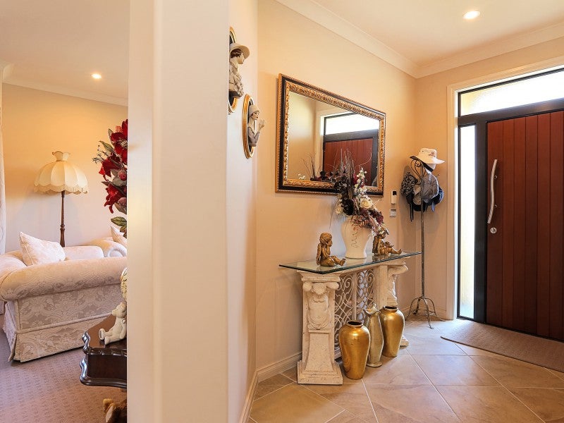 27 Pacific Avenue, Poraiti, Napier - Carousel 2