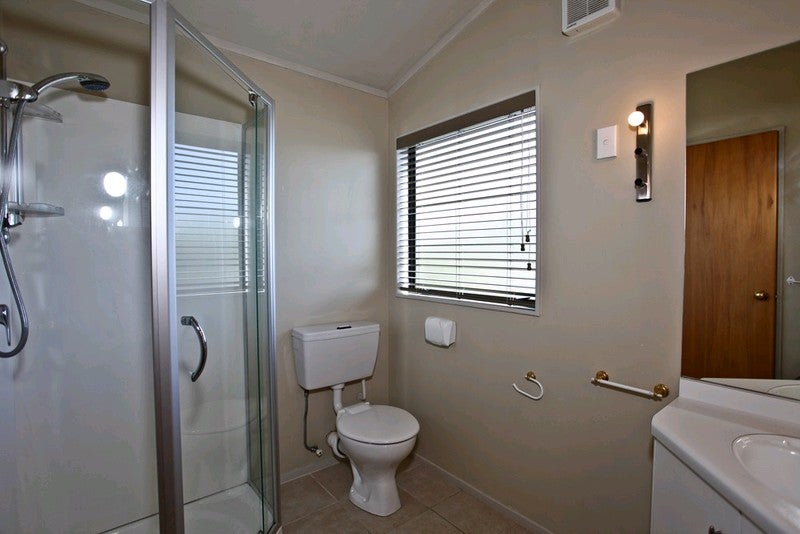 2/10 Ruffell Place, Atawhai, Nelson - Carousel 13