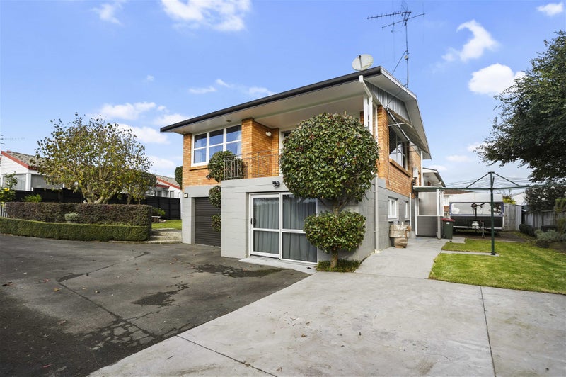 45 Hukanui Road, Fairfield, Hamilton - Carousel 20