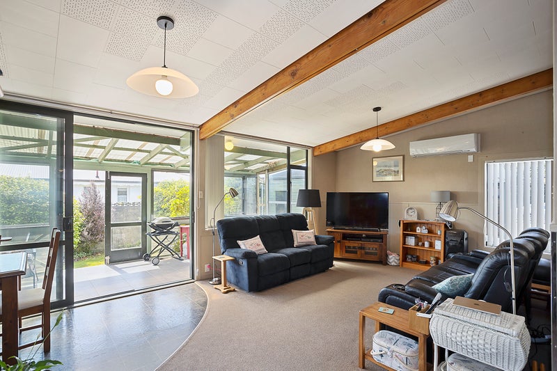 4 Pine Crescent, Hargest, Invercargill - Carousel 2