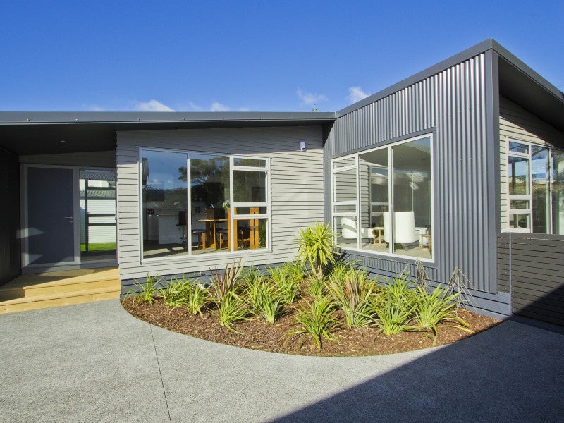 82A Wakefield Street, Alicetown, Lower Hutt - Carousel 1