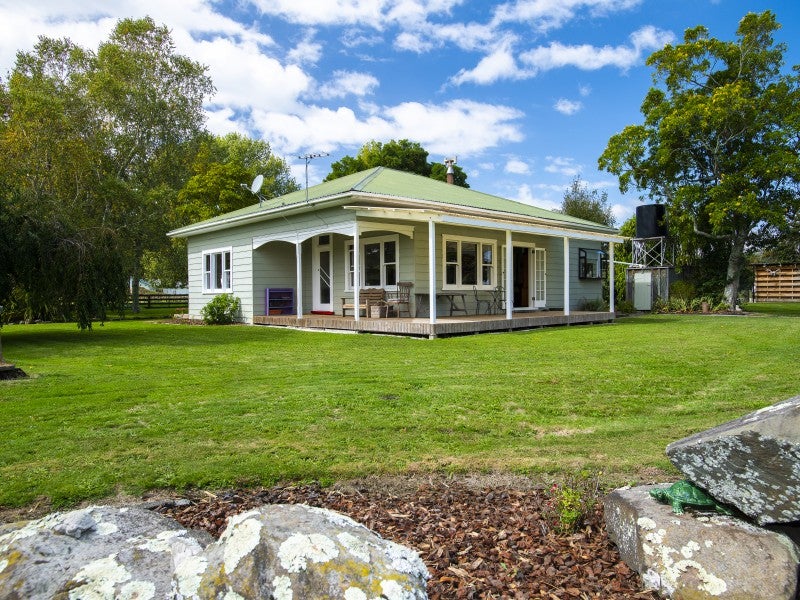 36 Ngakoroa Road, Ormond, Gisborne - Carousel 1