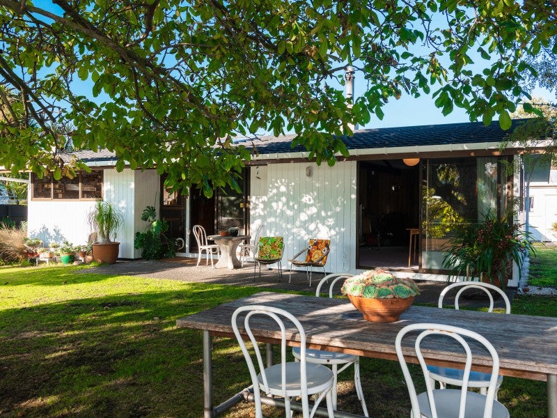 1A Stanley Road, Te Hapara, Gisborne - Carousel 1