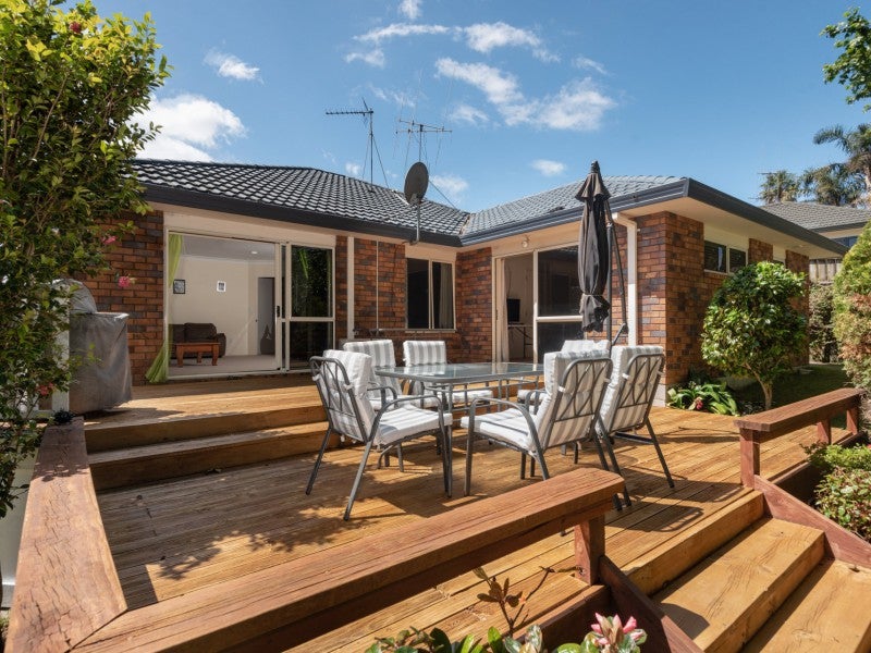 53 Wakefield Drive, Bethlehem, Tauranga - Carousel 1