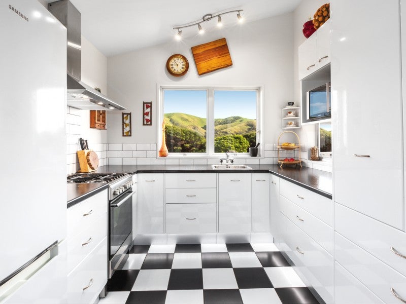 43 Sea Vista Drive, Pukerua Bay, Porirua - Carousel 2