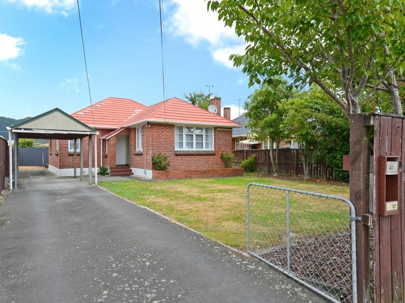 41 Ararino Street, Trentham, Upper Hutt - Carousel 1