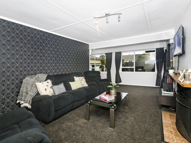 7 Hawkins Street, Vogeltown, New Plymouth - Carousel 2
