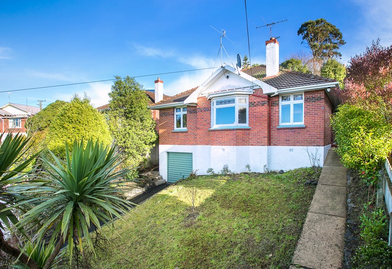 67 Forfar Street, Clyde Hill, Dunedin - Carousel 1