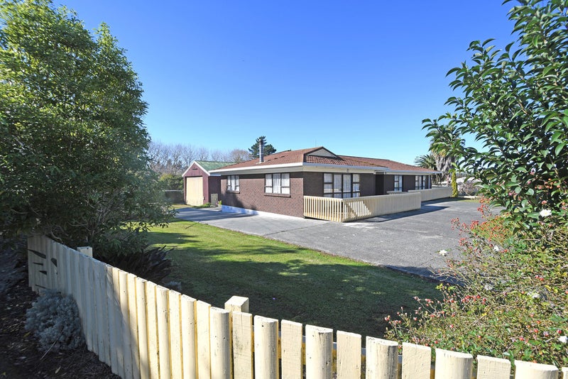 2056 State Highway 1, Kaiwaka - Carousel 2