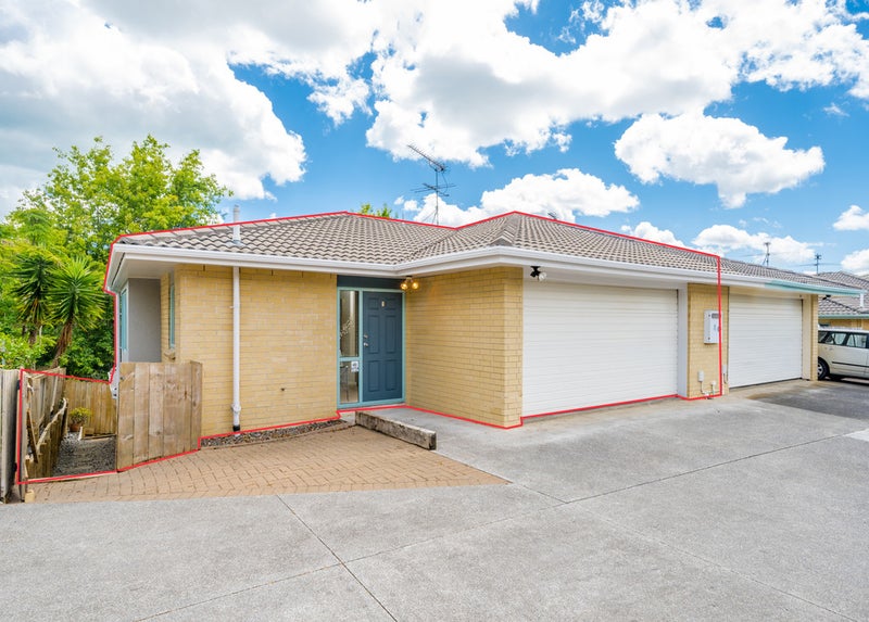 5/7 Marbeth Court, Botany Downs, Auckland - Carousel 1