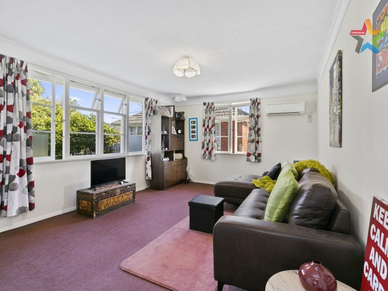 74 Hewer Crescent, Naenae, Lower Hutt - Carousel 2