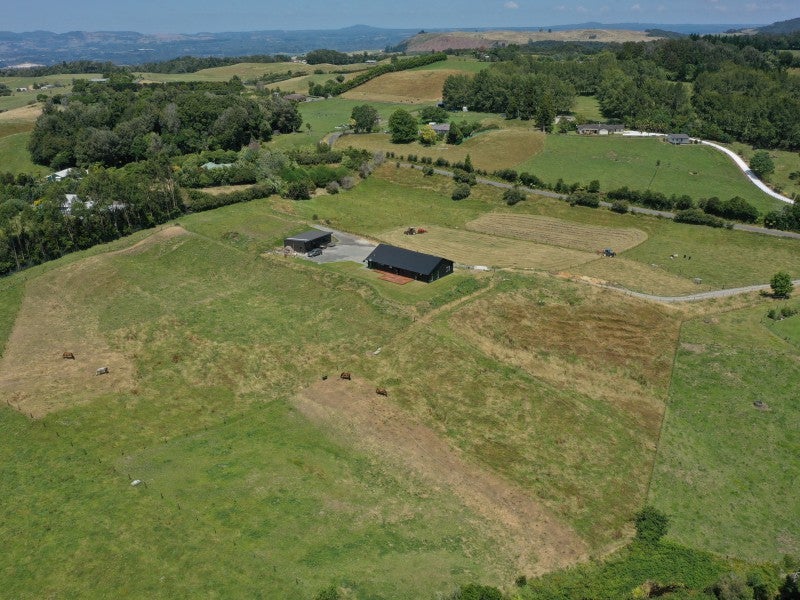 81 Leyland Road, Tauranga - Carousel 25